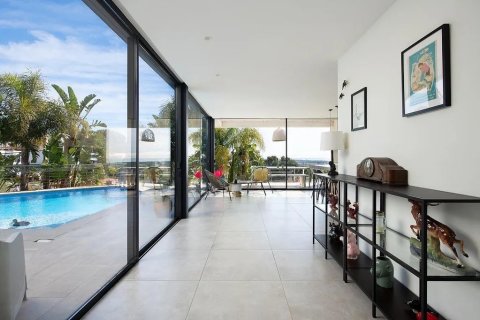 Сasa de 6 dormitorios en venta en Castelldefels, Barcelona, Cataluña, Spain № 1513 - foto 11