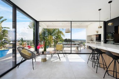 Сasa de 6 dormitorios en venta en Castelldefels, Barcelona, Cataluña, Spain № 1513 - foto 12