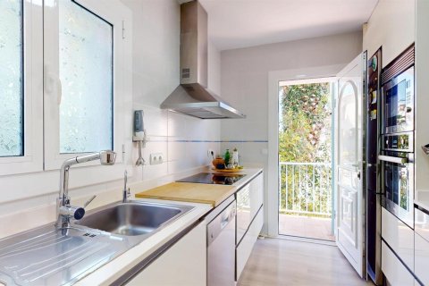 Сasa de 5 dormitorios en venta en Calonge, Gerona, Cataluña, Spain № 1576 - foto 26