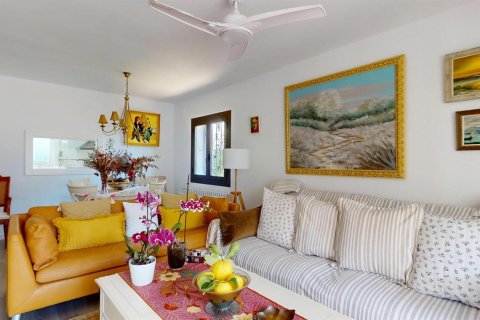 Сasa de 5 dormitorios en venta en Calonge, Gerona, Cataluña, Spain № 1576 - foto 14