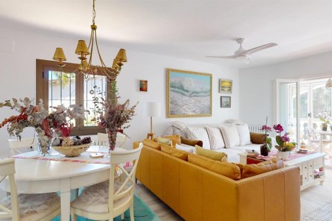 Сasa de 5 dormitorios en venta en Calonge, Gerona, Cataluña, Spain № 1576 - foto 16