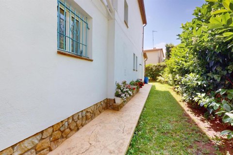 Сasa de 5 dormitorios en venta en Calonge, Gerona, Cataluña, Spain № 1576 - foto 6
