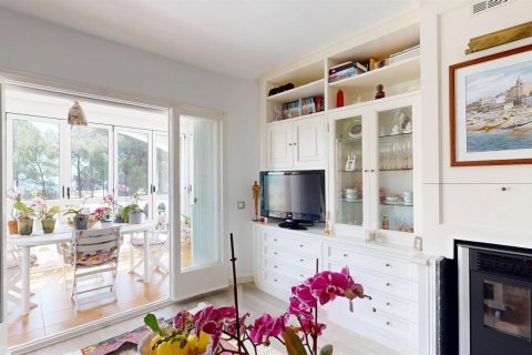 Сasa de 5 dormitorios en venta en Calonge, Gerona, Cataluña, Spain № 1576 - foto 24