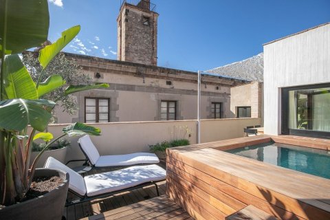 Apartamento de 3 dormitorios en alquiler en Barcelona, Cataluña, Spain № 1573 - foto 6