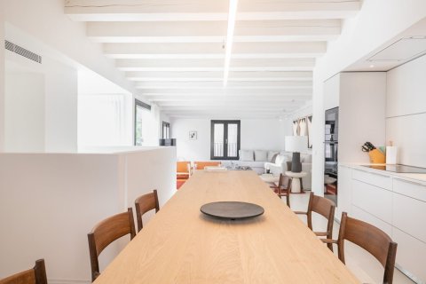 Apartamento de 3 dormitorios en alquiler en Barcelona, Cataluña, Spain № 1573 - foto 10