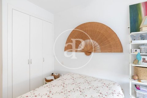 Apartamento de 4 dormitorios en venta en Sant Martí, Barcelona, Cataluña, Spain № 2435 - foto 22