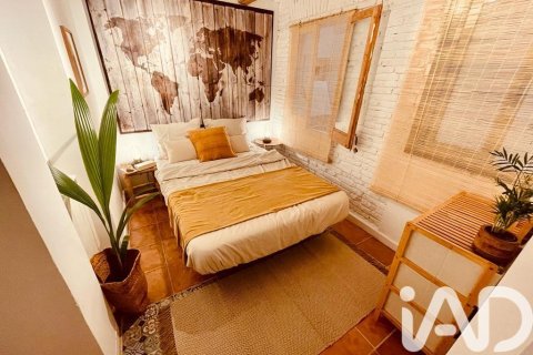Dúplex de 2 dormitorios en venta en Barcelona, Cataluña, Spain № 7535 - foto 26