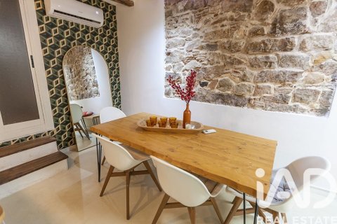 Dúplex de 2 dormitorios en venta en Barcelona, Cataluña, Spain № 7535 - foto 8