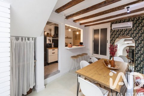 Dúplex de 2 dormitorios en venta en Barcelona, Cataluña, Spain № 7535 - foto 5