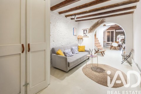 Dúplex de 2 dormitorios en venta en Barcelona, Cataluña, Spain № 7535 - foto 13