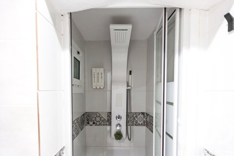 Dúplex de 2 dormitorios en venta en Barcelona, Cataluña, Spain № 7535 - foto 28