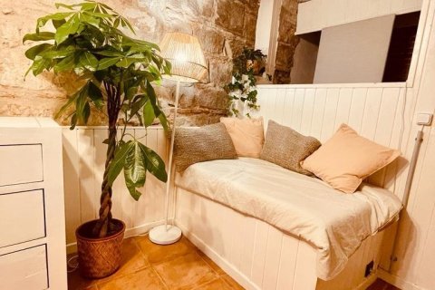 Dúplex de 2 dormitorios en venta en Barcelona, Cataluña, Spain № 7535 - foto 18