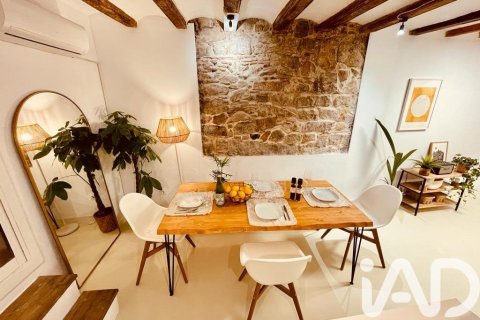 Dúplex de 2 dormitorios en venta en Barcelona, Cataluña, Spain № 7535 - foto 3