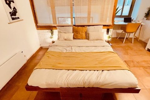 Dúplex de 2 dormitorios en venta en Barcelona, Cataluña, Spain № 7535 - foto 20