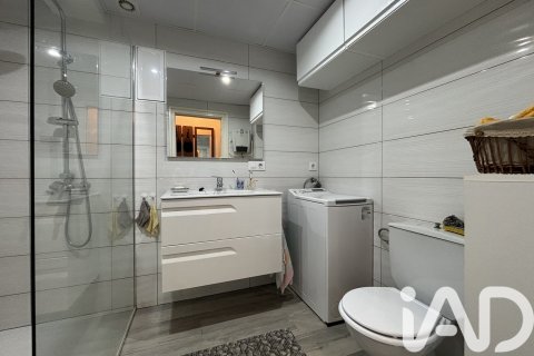 Apartamento de 2 dormitorios en venta en Castelló d'Empúries, Gerona, Cataluña, Spain № 7537 - foto 12