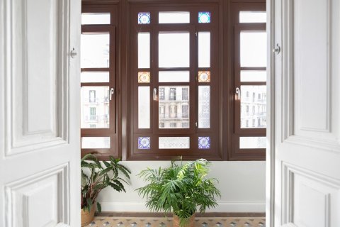 Apartamento de 3 dormitorios en venta en Barcelona, Cataluña, Spain № 1495 - foto 5