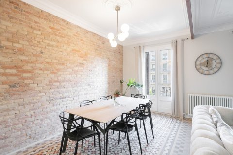Apartamento de 3 dormitorios en venta en Barcelona, Cataluña, Spain № 1495 - foto 9