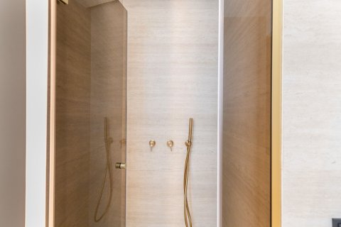 Apartamento de 2 dormitorios en venta en Barcelona, Cataluña, Spain № 1496 - foto 24