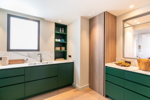 Apartamento de 2 dormitorios en venta en Barcelona, Cataluña, Spain № 1496 - foto 9