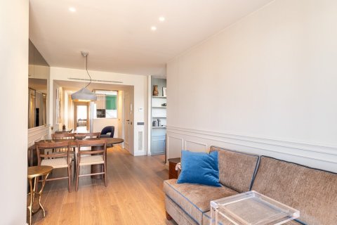 Apartamento de 2 dormitorios en venta en Barcelona, Cataluña, Spain № 1496 - foto 6