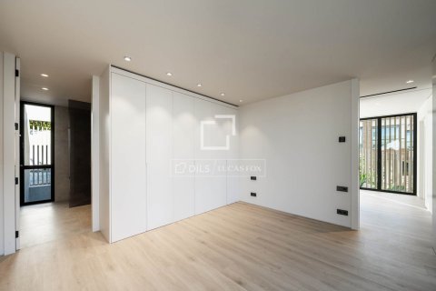 Villa de 4 dormitorios en venta en Teia, Barcelona, Cataluña, Spain № 3877 - foto 30