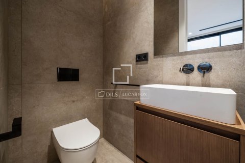 Villa de 4 dormitorios en venta en Teia, Barcelona, Cataluña, Spain № 3877 - foto 29