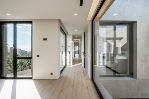 Villa de 4 dormitorios en venta en Teia, Barcelona, Cataluña, Spain № 3877 - foto 26