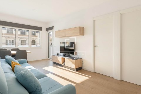 Apartamento de 3 dormitorios en venta en Barcelona, Cataluña, Spain № 3872 - foto 6