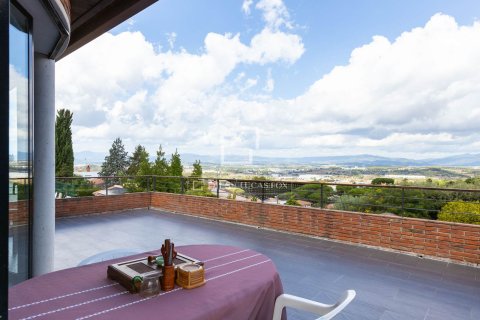 Купить виллу в Вальроманес, Испания с 5 спален, 362м², № 3876 - фото 2