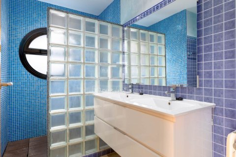 Купить виллу в Вальроманес, Испания с 5 спален, 362м², № 3876 - фото 12