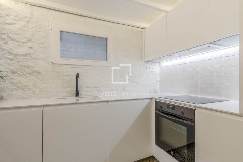 Apartamento de 2 dormitorios en venta en Barcelona, Cataluña, Spain № 3875 - foto 28