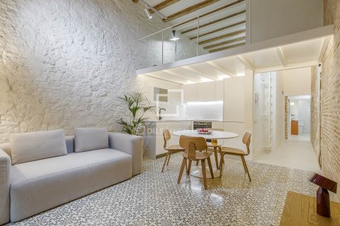 Apartamento de 2 dormitorios en venta en Barcelona, Cataluña, Spain № 3875