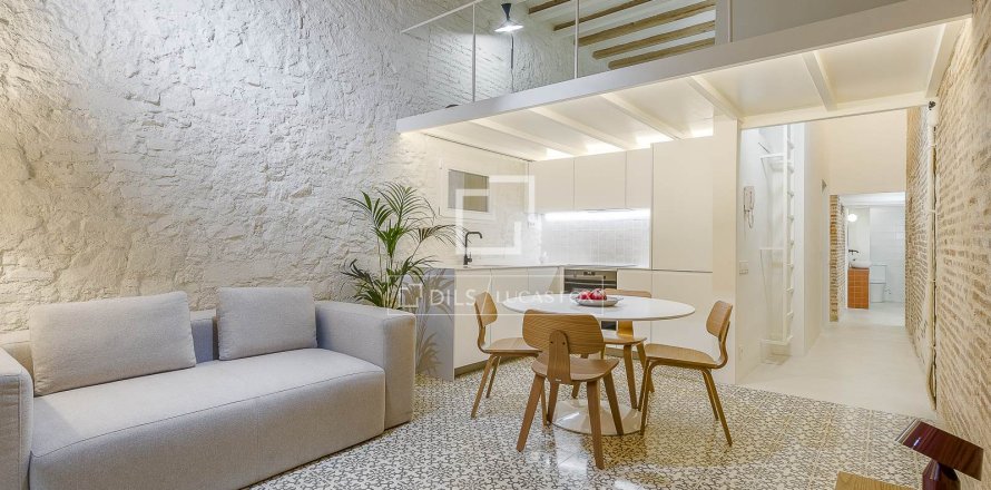 Apartamento de 2 dormitorios en venta en Barcelona, Cataluña, Spain № 3875