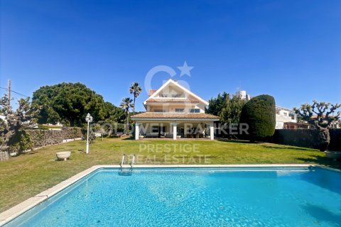 Villa de 6 dormitorios en venta en Sitges, Barcelona, Cataluña, Spain № 5705 - foto 2