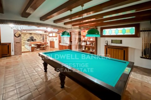 Villa de 6 dormitorios en venta en Sitges, Barcelona, Cataluña, Spain № 5705 - foto 15