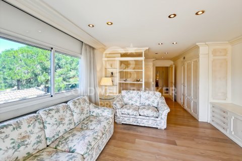 Villa de 6 dormitorios en venta en Sitges, Barcelona, Cataluña, Spain № 5705 - foto 14