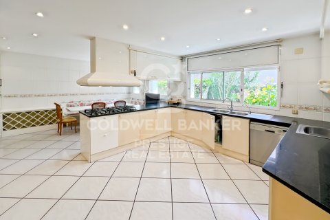 Villa de 6 dormitorios en venta en Sitges, Barcelona, Cataluña, Spain № 5705 - foto 8
