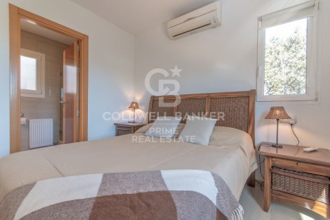 Villa de 6 dormitorios en venta en Begur, Gerona, Cataluña, Spain № 5704 - foto 5
