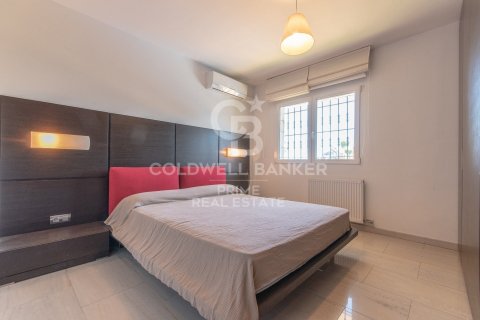 Villa de 6 dormitorios en venta en Begur, Gerona, Cataluña, Spain № 5704 - foto 19