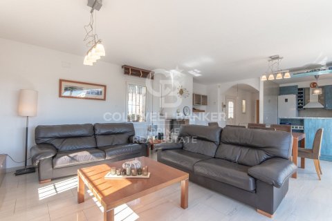 Villa de 6 dormitorios en venta en Begur, Gerona, Cataluña, Spain № 5704 - foto 4