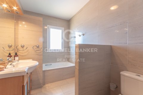 Villa de 6 dormitorios en venta en Begur, Gerona, Cataluña, Spain № 5704 - foto 21