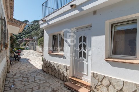 Villa de 6 dormitorios en venta en Begur, Gerona, Cataluña, Spain № 5704 - foto 18