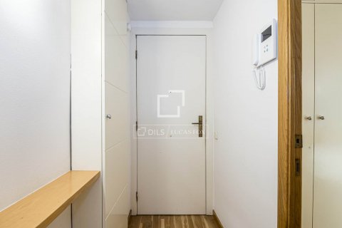 Купить квартиру в Сан-Кугат-дель-Вальес, Испания с 4 спальни, 84м², № 8830 - фото 4