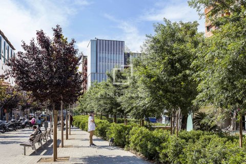 Apartamento de 4 dormitorios en venta en Barcelona, Cataluña, Spain № 8828 - foto 8
