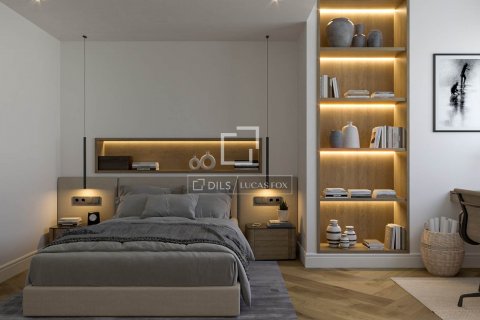 Apartamento de 4 dormitorios en venta en Barcelona, Cataluña, Spain № 8828 - foto 17