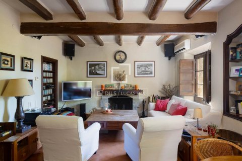 Купить финку в Кабрильс, Испания с 4 спальни, 232м², № 8827 - фото 26