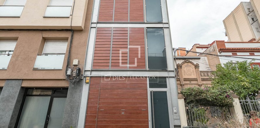 4 bedrooms villa for sale in Barcelona, Catalonia, Spain № 8829