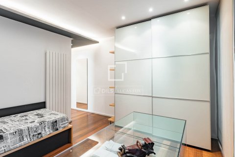 4 bedrooms villa for sale in Barcelona, Catalonia, Spain № 8829 - photo 4