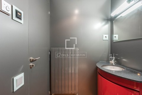 4 bedrooms villa for sale in Barcelona, Catalonia, Spain № 8829 - photo 2