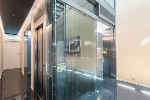 4 bedrooms villa for sale in Barcelona, Catalonia, Spain № 8829 - photo 15